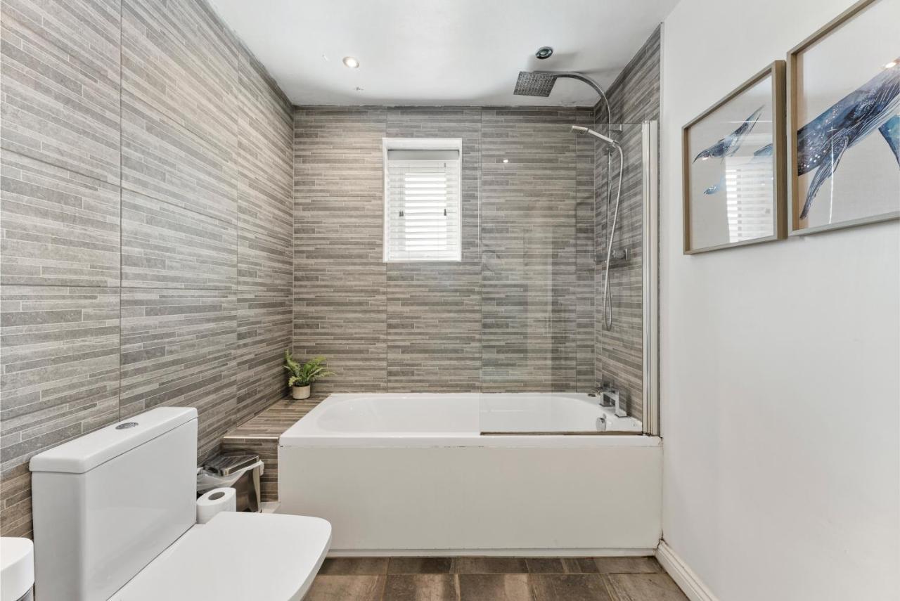 Central Leeds Gem - Parking - Sleeps 6 Lejlighed Eksteriør billede